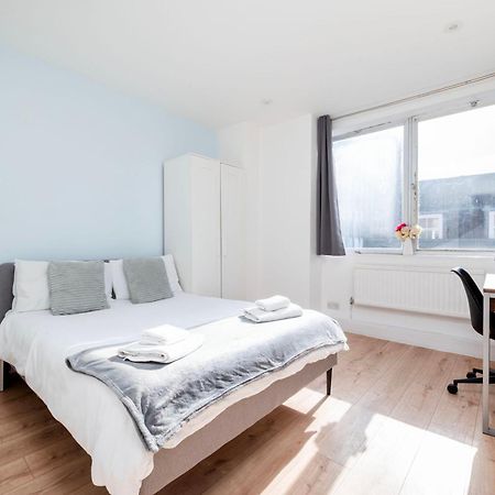 Berwick Street Central Apartments London Bagian luar foto