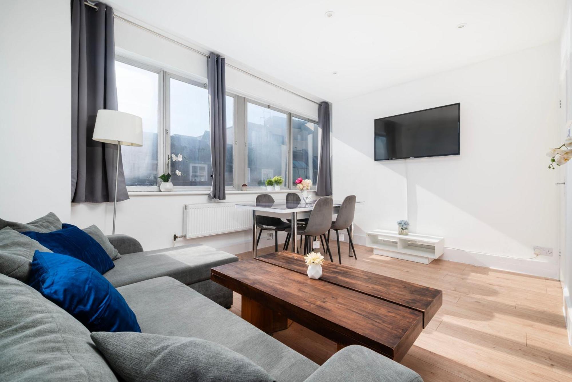 Berwick Street Central Apartments London Bagian luar foto