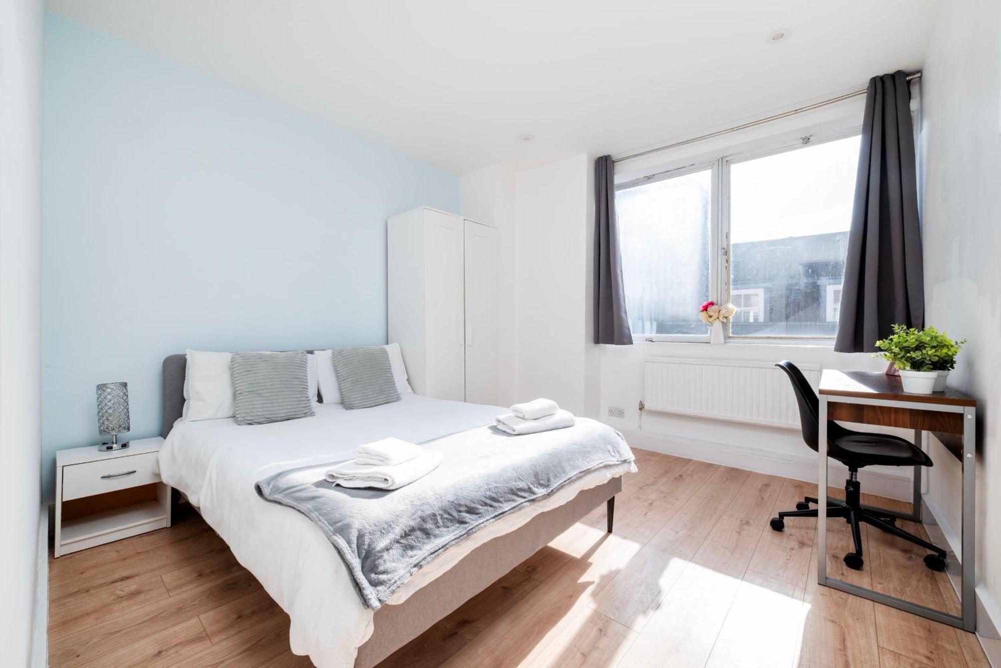 Berwick Street Central Apartments London Bagian luar foto